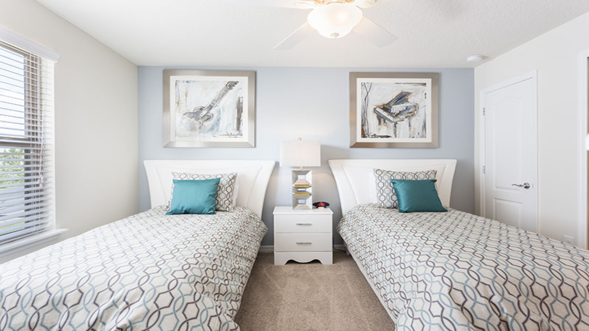 luxury 8 bed villa sleeps 12